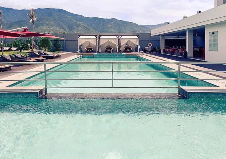Палу: Mercure Palu