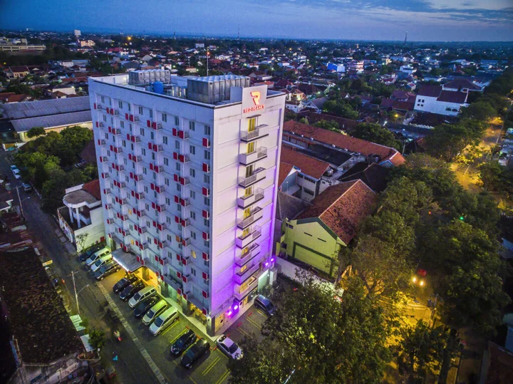 Суракарта: Monoloog Hotel Solo