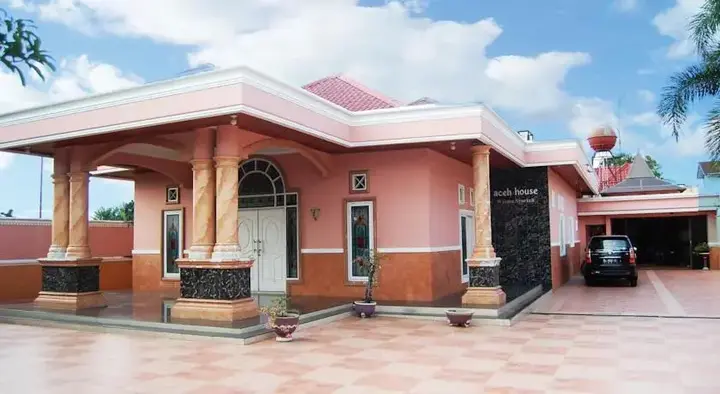 Медан: Aceh House Hotel Islami Setiabudi