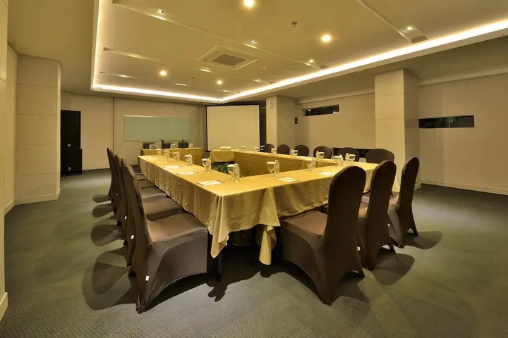 Пеканбару: Tjokro Hotel Pekanbaru