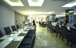 Пеканбару: Tjokro Hotel Pekanbaru
