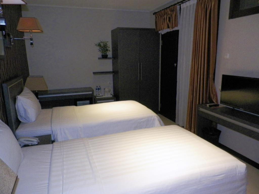 Бандунг: Hotel Victory Bandung