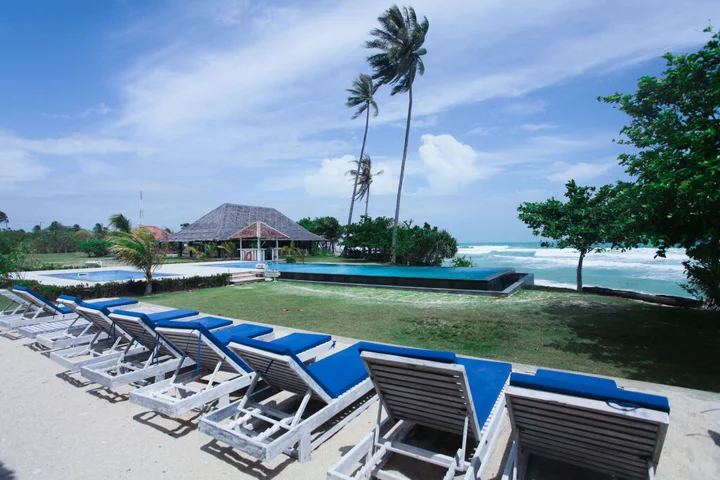 Остров Пеньенгат: Trikora Beach Club & Resort