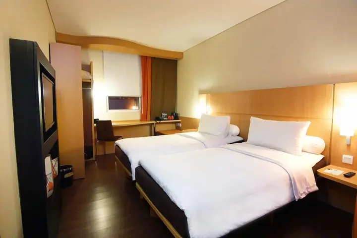 Сурабая: ibis Surabaya City Center