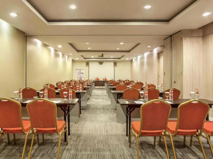 Сурабая: ibis Surabaya City Center