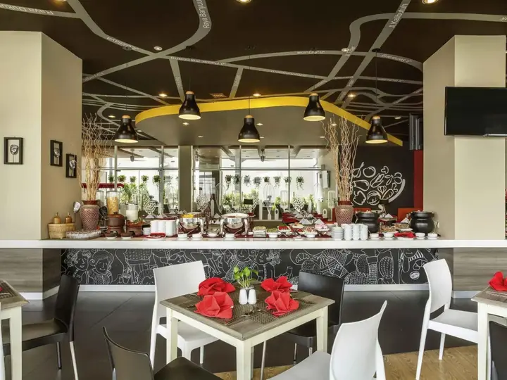 Сурабая: ibis Surabaya City Center