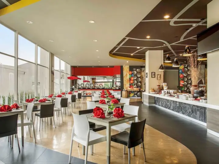 Сурабая: ibis Surabaya City Center