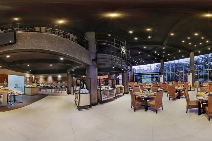 Семаранг: Oak Tree Emerald Hotel & Conventions Semarang