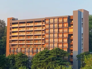 Семаранг: Oak Tree Emerald Hotel & Conventions Semarang