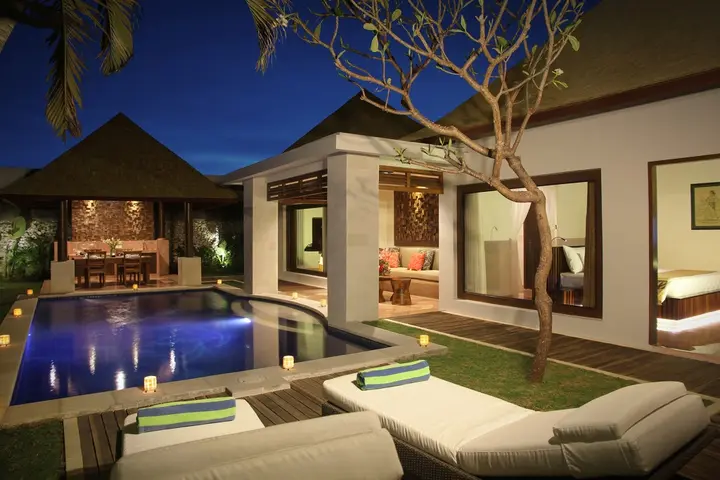 Кута: The Haere Seminyak