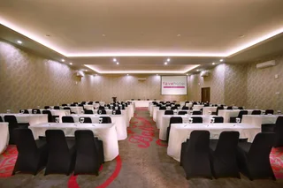 Джакарта: favehotel PGC Cililitan