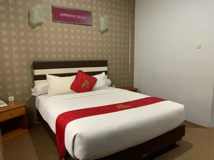 Горонтало: Jambura Inn