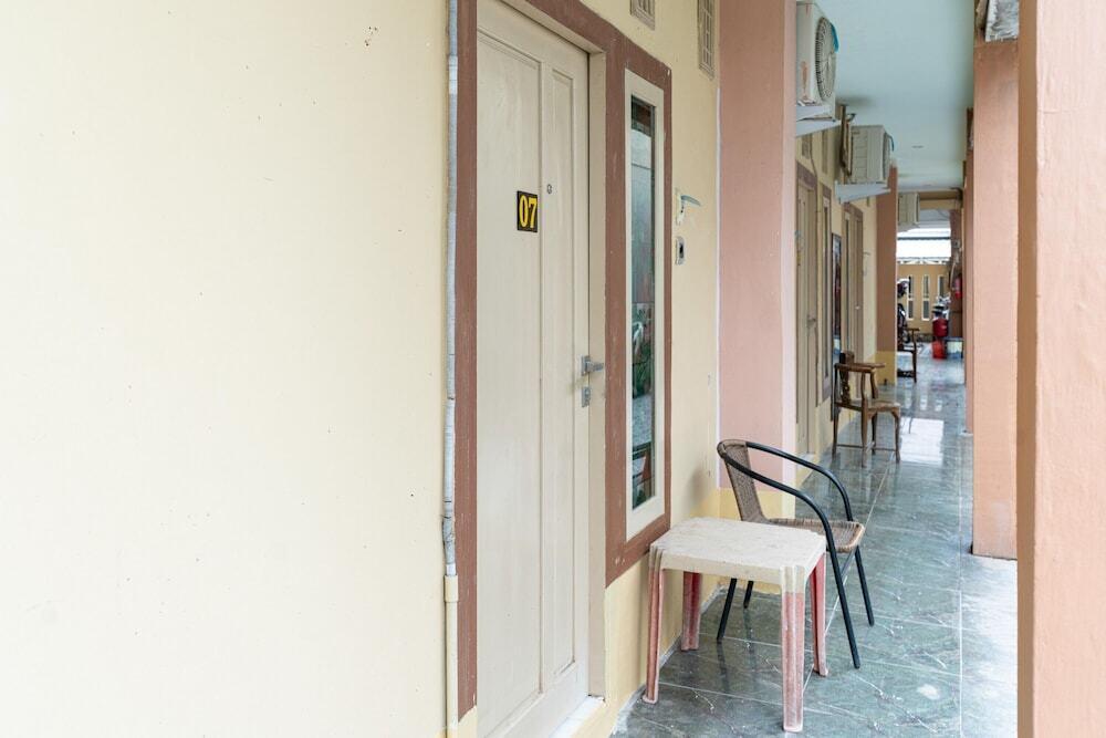 Банджармасин: RedDoorz Syariah near Jalan A Yani KM 8 Citraland