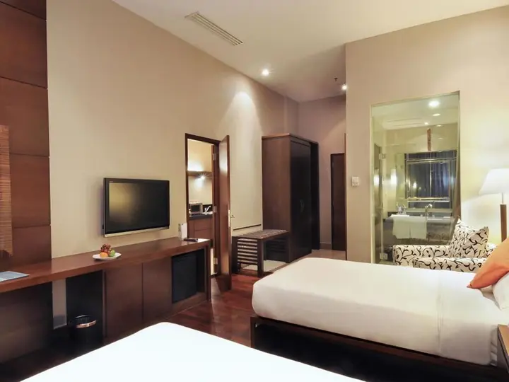 Бандунг: The Luxton Bandung