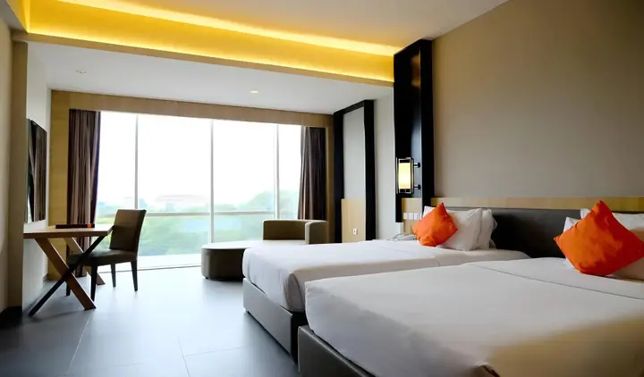 Бандунг: The Luxton Bandung
