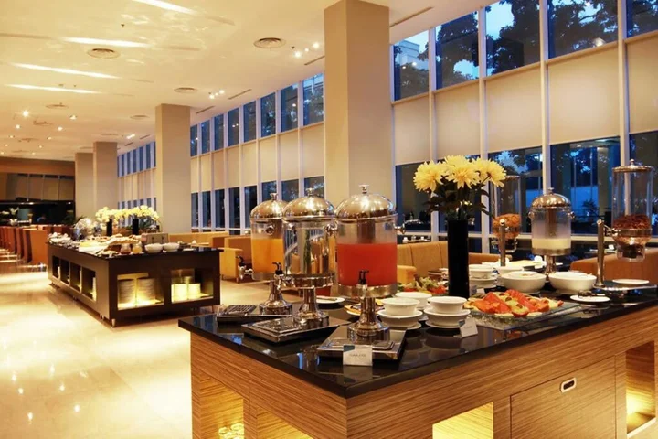 Бандунг: The Luxton Bandung