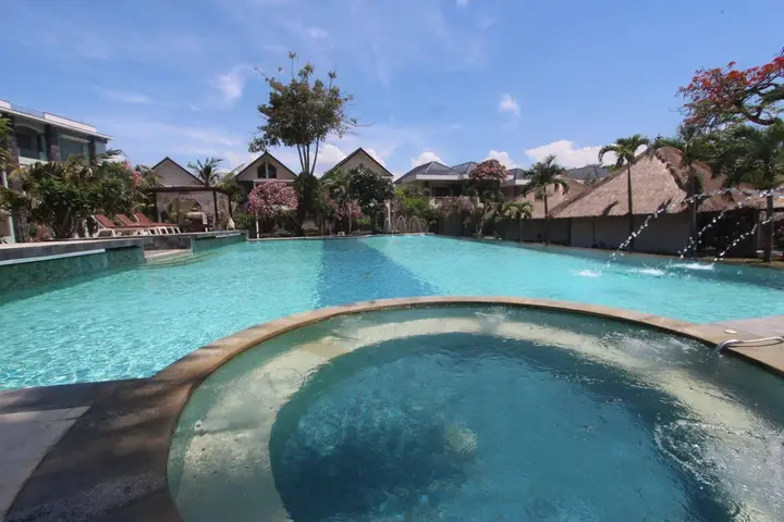 Санур Кайя: Alit Beach Resort and Villas