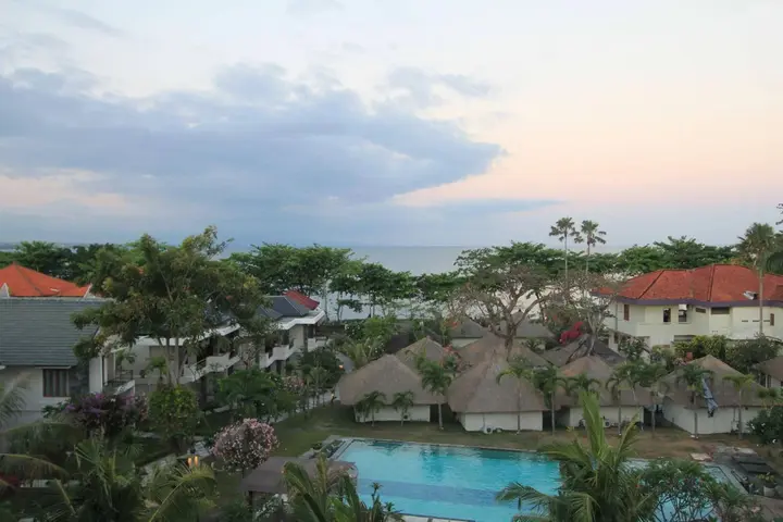 Санур Кайя: Alit Beach Resort and Villas