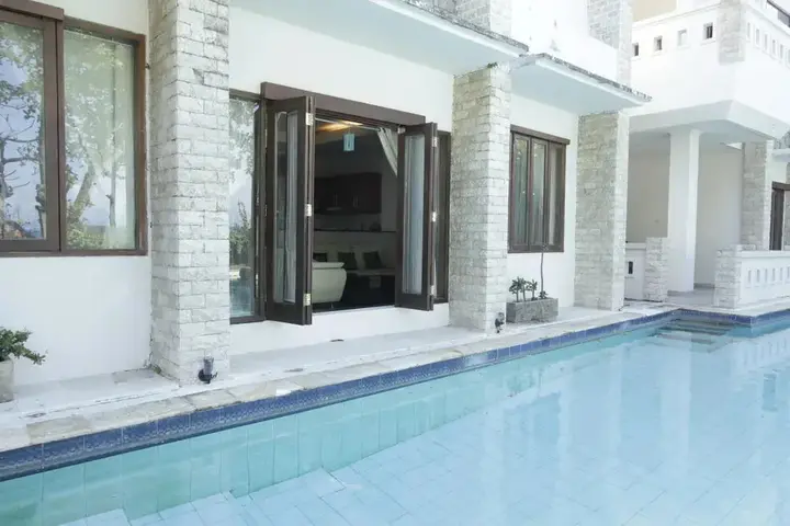Санур Кайя: Alit Beach Resort and Villas