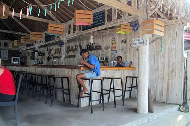 Гили Аир: Star Bar and Bungalows