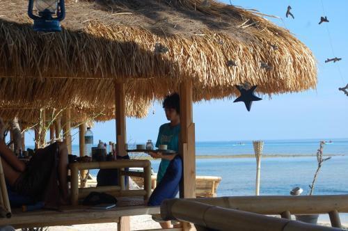 Гили Аир: Star Bar and Bungalows