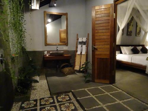 Убуд: The Desa Ubud