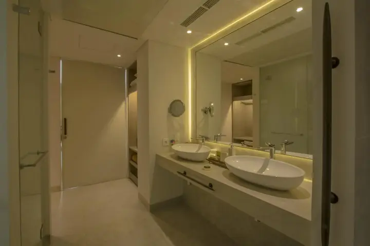 Кута: Hu'u Villas