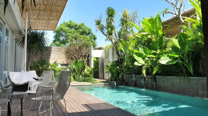 Кута: Hu'u Villas
