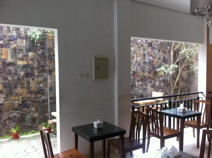 Депок: Votel Viure Hotel