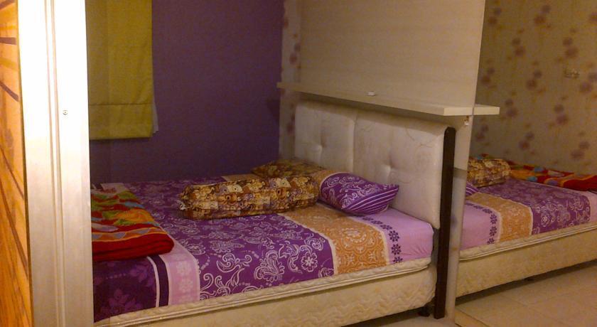 Сурабая: Anion Apartment
