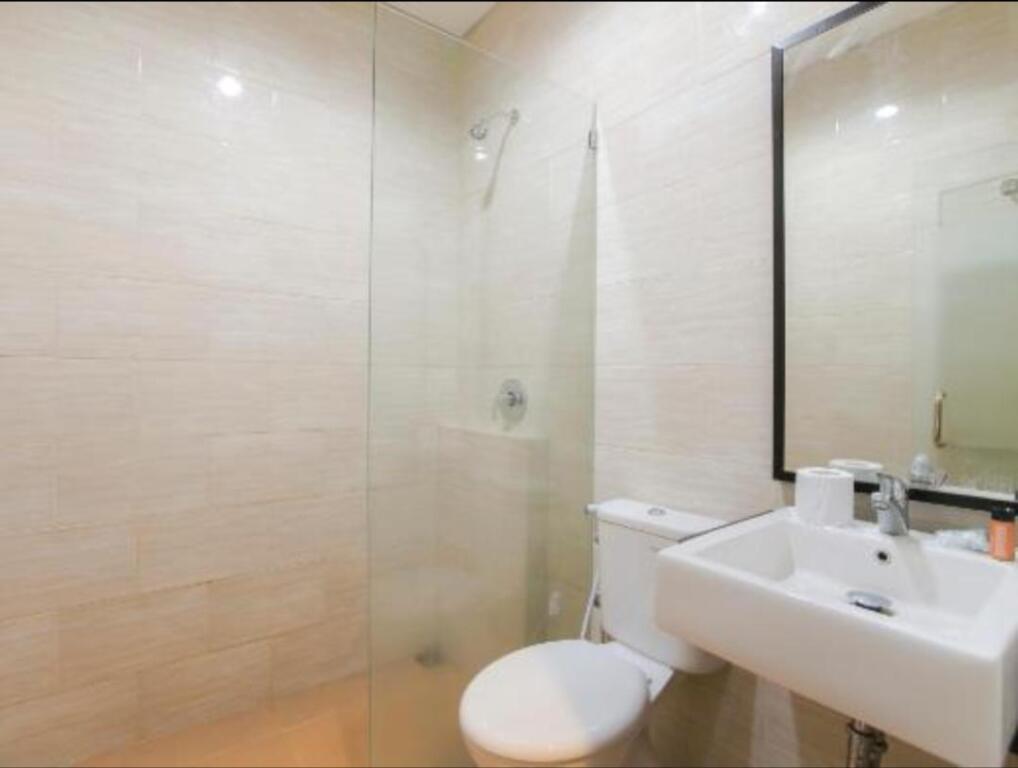 Сурабая: Hotel Sinar 2