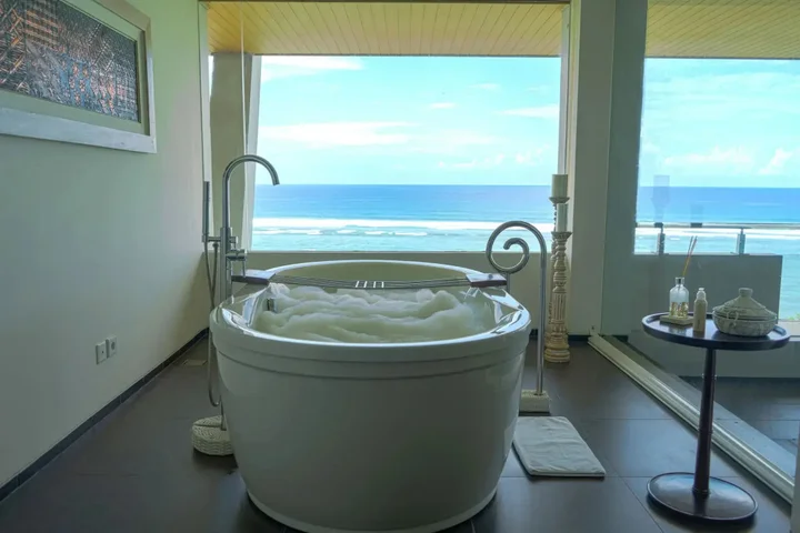 Беноа: Samabe Bali Suites & Villas