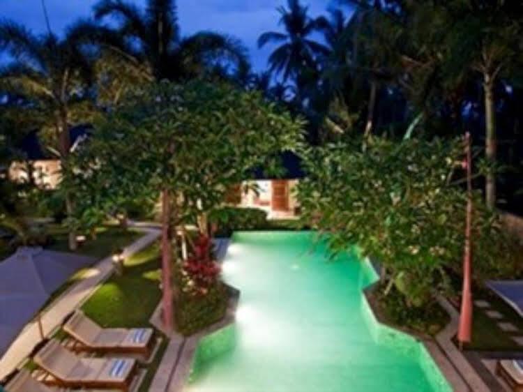 Джианьяр: Peruna Saba Villas