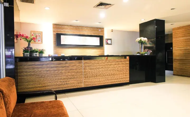 Пеканбару: iShine Hotel