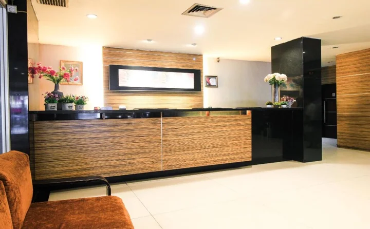 Пеканбару: iShine Hotel