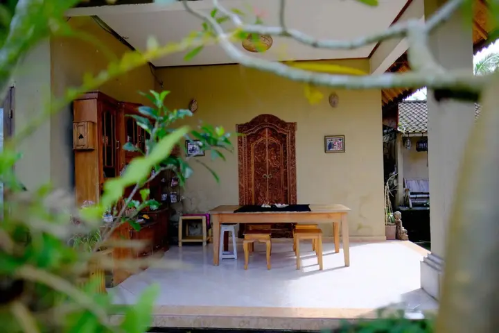 Тегаллаланг: Dukuh Village Villas