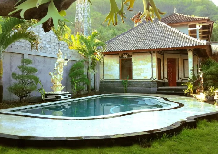 Канди Даса: Geringsing Bungalow