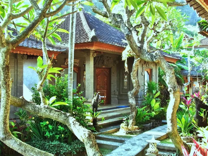 Канди Даса: Geringsing Bungalow