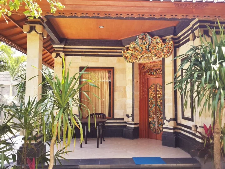 Канди Даса: Geringsing Bungalow