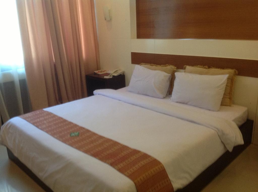 Hotel Swarna Dwipa — фото 2