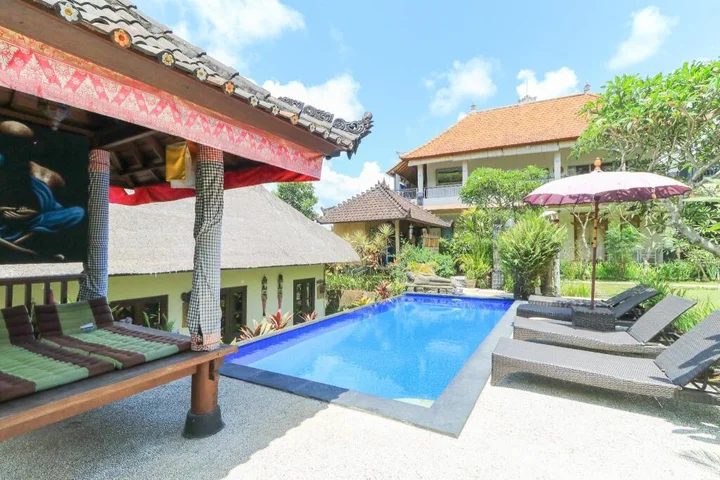 Сукавати: Ubud Chez Nyoman