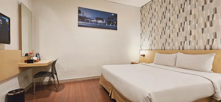 Сурабая: Hotel 88 Embong Malang by WH
