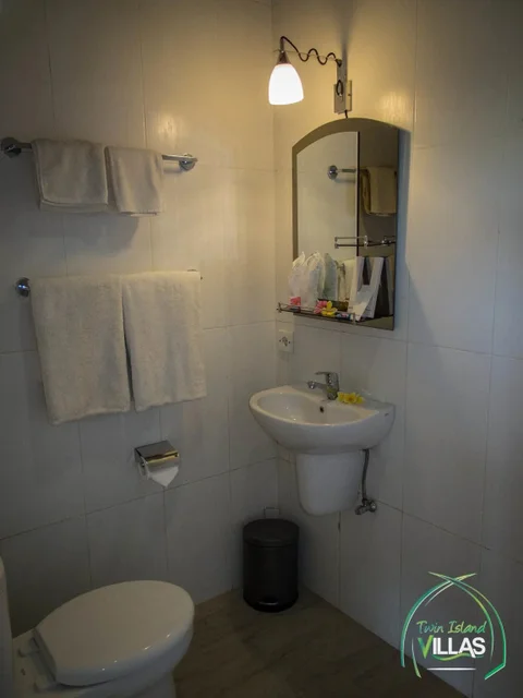 Лембонган-Айленд: Twin Island Villas & Dive Resort