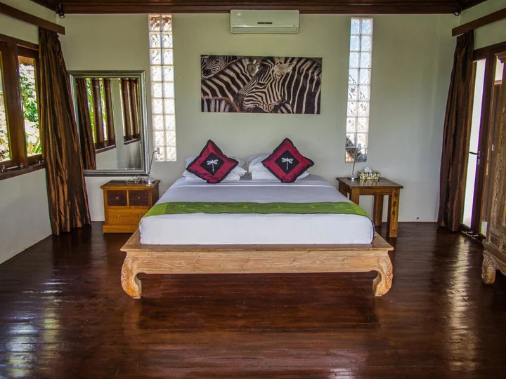 Лембонган-Айленд: Twin Island Villas & Dive Resort