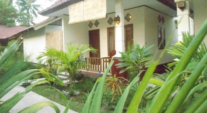 Гили-Мено: Sudis Cottages