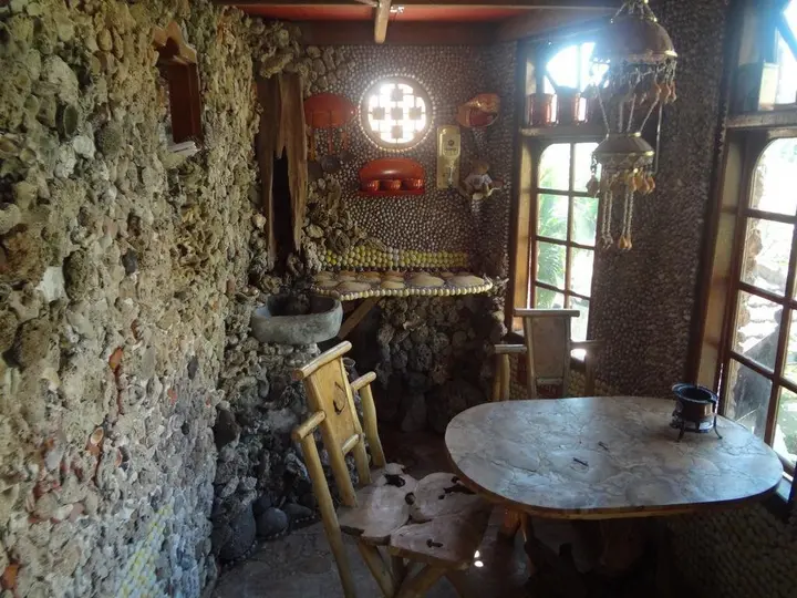 Каликбукбук: Rattan Resto (Amadeus)