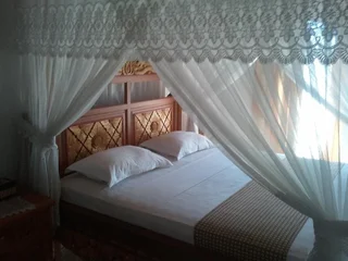 Каликбукбук: Rattan Resto (Amadeus)