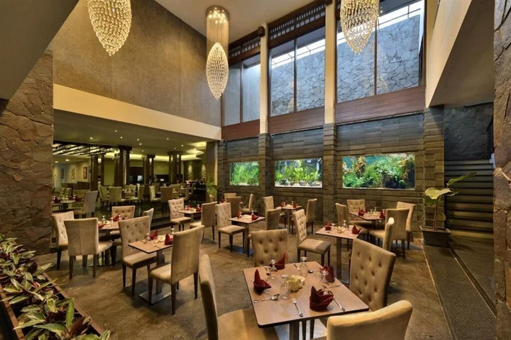 Бандунг: Serela Merdeka Bandung