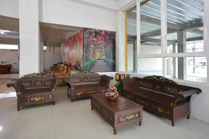Батуретно: OYO 586 Hotel Wijaya