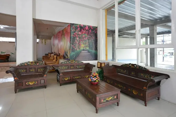 Батуретно: OYO 586 Hotel Wijaya